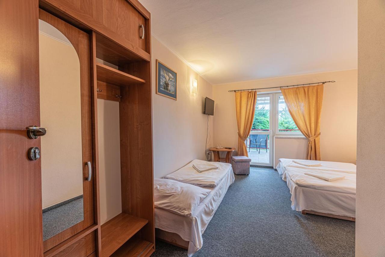 Hotel Penzion Adak à Párnica Extérieur photo